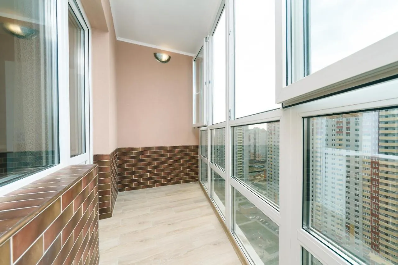 Poznyaky Apartments Patriotika Kiev